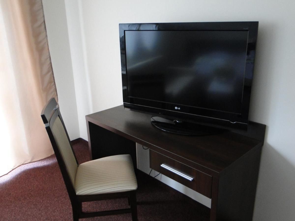 Отель Hotel Cynamon Tokarnia