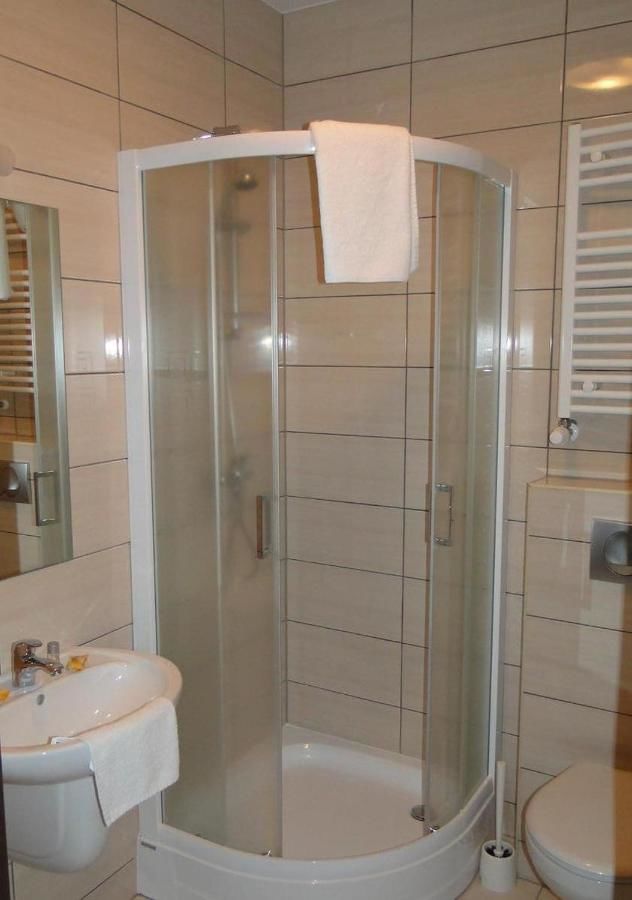 Отель Hotel Cynamon Tokarnia