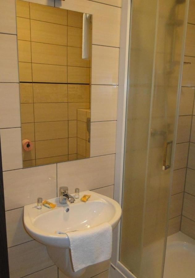 Отель Hotel Cynamon Tokarnia