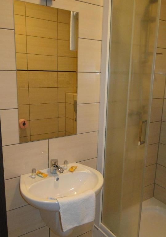 Отель Hotel Cynamon Tokarnia